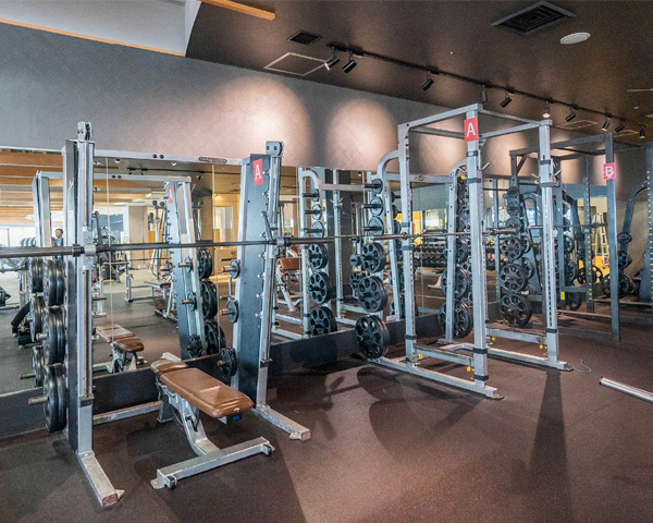 メガロス立川店